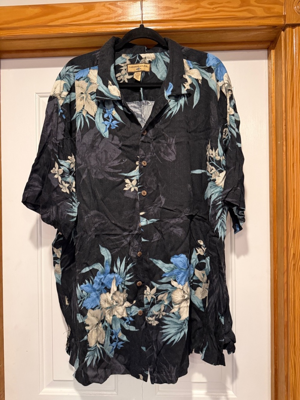 Caribbean Joe Black Floral Button-Down Casual Shirt